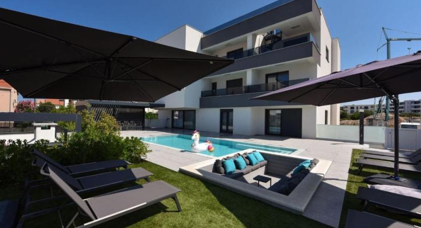 FUX LUXURY Infinty-Pool Zadar