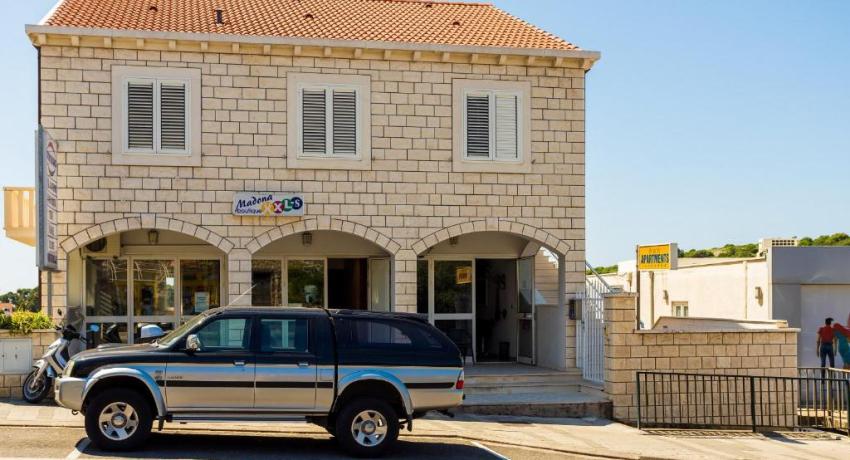 Sunshine Apartments– 📍Iva Vojnovića 11A, Lapad, 20000 Dubrovnik, Croatie
