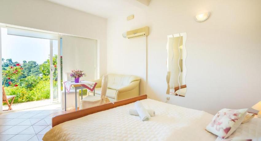 Sunshine Apartments– 📍Iva Vojnovića 11A, Lapad, 20000 Dubrovnik, Croatie