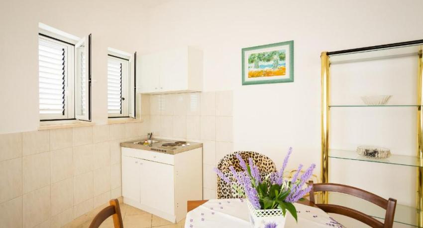 Sunshine Apartments– 📍Iva Vojnovića 11A, Lapad, 20000 Dubrovnik, Croatie