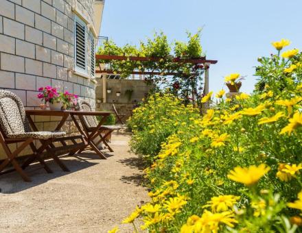 Sunshine Apartments– 📍Iva Vojnovića 11A, Lapad, 20000 Dubrovnik, Croatie
