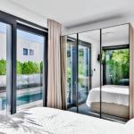 De luxe Villa Palace Al Nera 2 swimming pools at sea 📍Planikovica VII, 21223 Trogir, Croatie