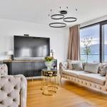 De luxe Villa Palace Al Nera 2 swimming pools at sea 📍Planikovica VII, 21223 Trogir, Croatie