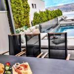 De luxe Villa Palace Al Nera 2 swimming pools at sea 📍Planikovica VII, 21223 Trogir, Croatie