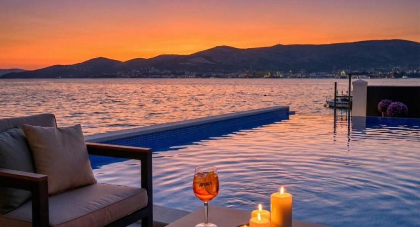 De luxe Villa Palace Al Nera 2 swimming pools at sea 📍Planikovica VII, 21223 Trogir, Croatie