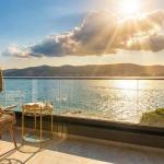 De luxe Villa Palace Al Nera 2 swimming pools at sea 📍Planikovica VII, 21223 Trogir, Croatie