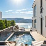 De luxe Villa Palace Al Nera 2 swimming pools at sea 📍Planikovica VII, 21223 Trogir, Croatie