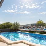 De luxe Villa Palace Al Nera 2 swimming pools at sea 📍Planikovica VII, 21223 Trogir, Croatie