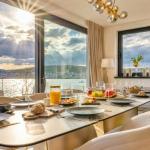 De luxe Villa Palace Al Nera 2 swimming pools at sea 📍Planikovica VII, 21223 Trogir, Croatie