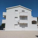 APARTMANI JELIĆ 📍 Put Starog Sela 49, 21310 Stanići, Croatie
