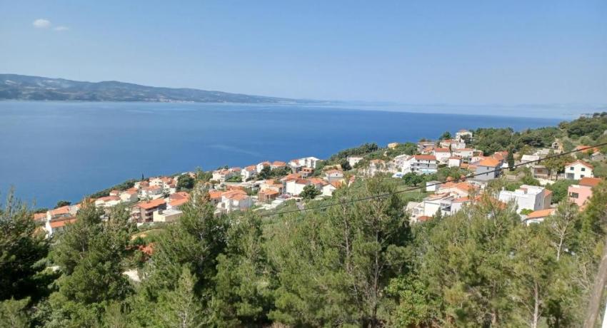 APARTMANI JELIĆ 📍 Put Starog Sela 49, 21310 Stanići, Croatie