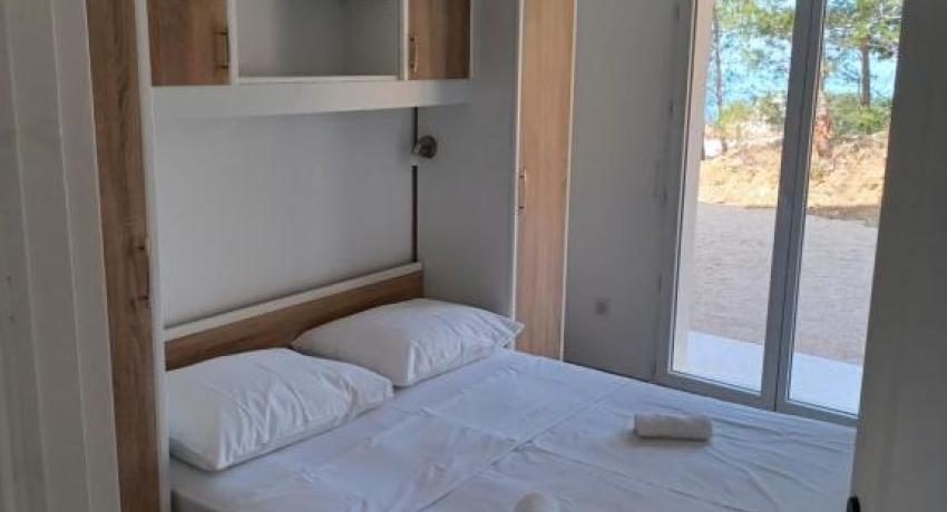 APARTMANI JELIĆ 📍 Put Starog Sela 49, 21310 Stanići, Croatie