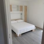APARTMANI JELIĆ 📍 Put Starog Sela 49, 21310 Stanići, Croatie
