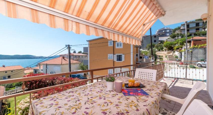 Comfortable apartment near the sea 📍Put Salduna I 10, 21220 Trogir, Croatie