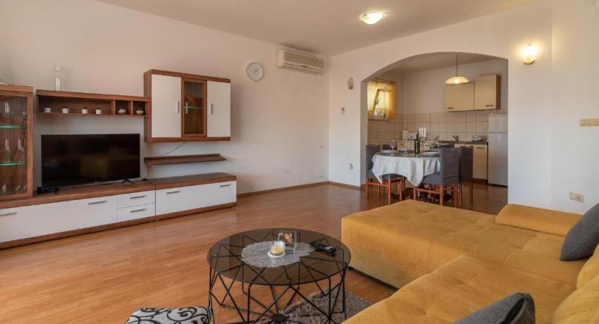 Comfortable apartment near the sea 📍Put Salduna I 10, 21220 Trogir, Croatie