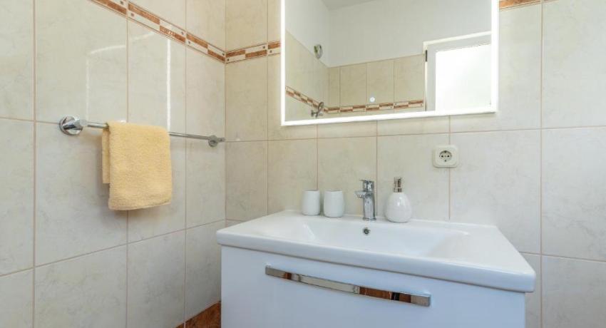 Comfortable apartment near the sea 📍Put Salduna I 10, 21220 Trogir, Croatie