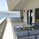 Beachfront house Olbia 📍9 Planikovica VI, 21223 Trogir, Croatie