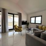 Beachfront house Olbia 📍9 Planikovica VI, 21223 Trogir, Croatie