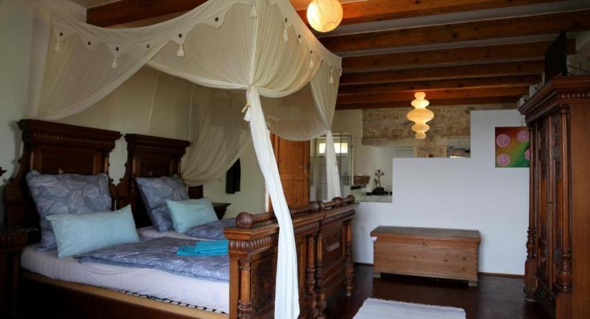 Eco Residence Rokotov 📍 Uvala Sv Ante 18, 21460 Stari Grad, Croatie