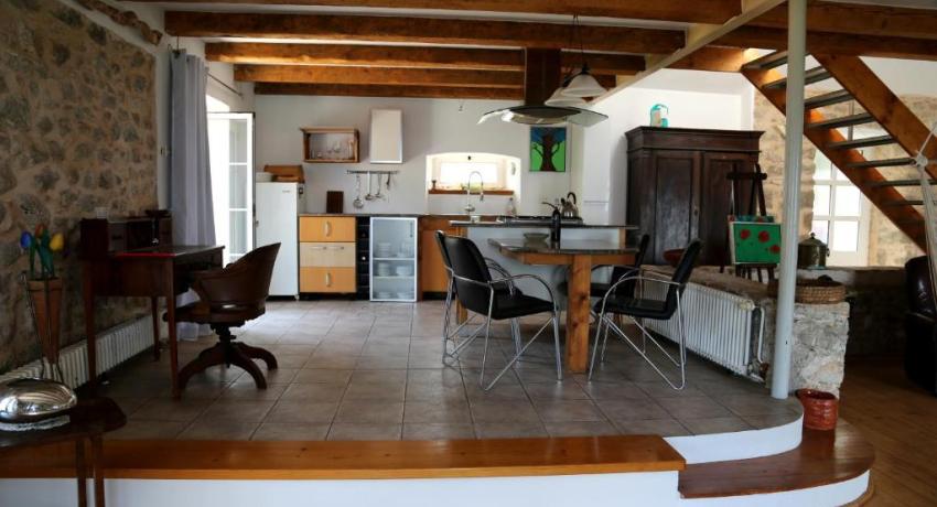 Eco Residence Rokotov 📍 Uvala Sv Ante 18, 21460 Stari Grad, Croatie