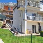 Apartments with parking space Stanici, Omis - 11421 📍 21310 Celina, Croatie