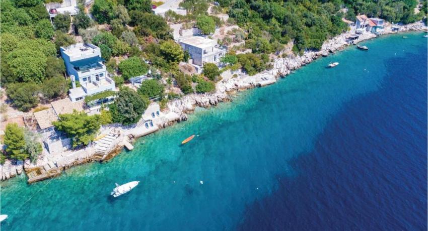 Two-Bedroom Apartment In Ratac📍 20232 Orašac, Croatie