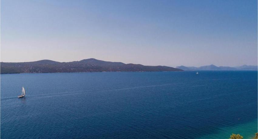 Two-Bedroom Apartment In Ratac📍 20232 Orašac, Croatie
